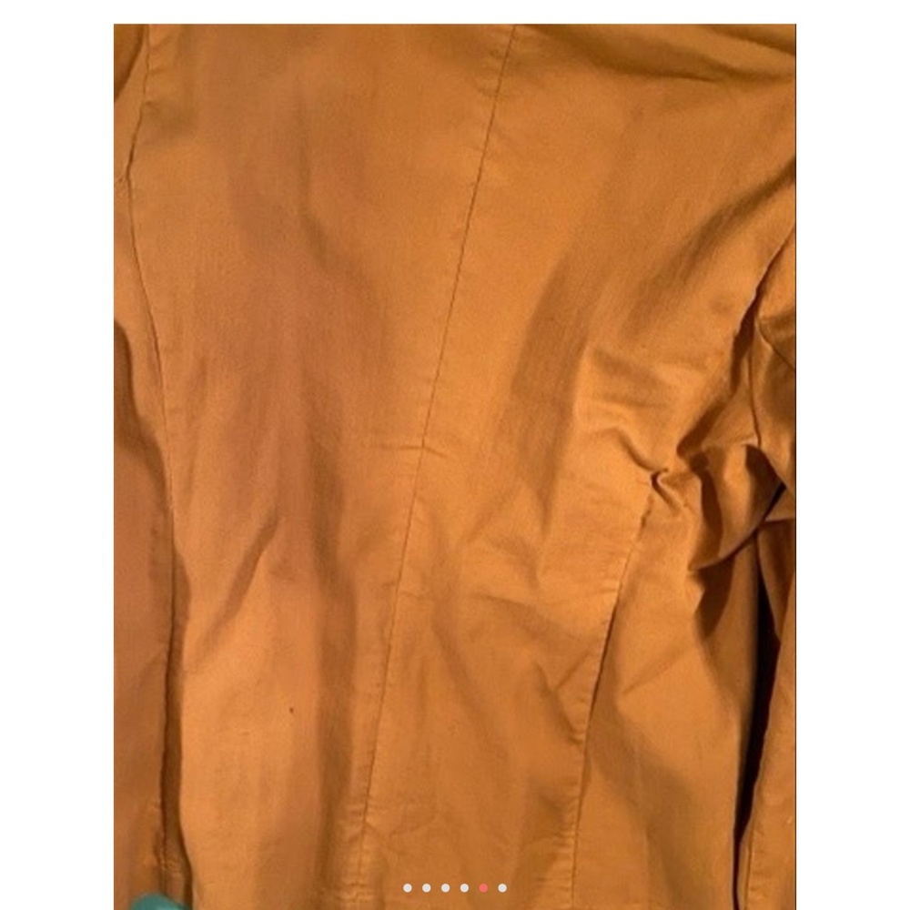 Blazer - Picture 5 of 6